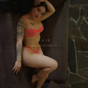 catalina-colombiana--escort-en-punta-arenas-7.webp