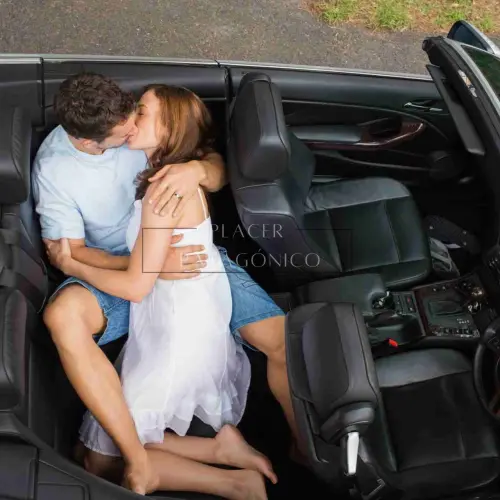Sexo en el auto: una experiencia real y auténtica en la Patagonia Sexo en el auto: una experiencia real y auténtica en la Patagonia